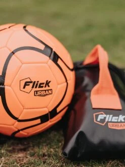 Football Flick Urban Return Ball -APPLE || PURE2IMPROVE || Sonik Sales Store PUXLF SQ6 0000000301 BLACK ORANGE SLd3