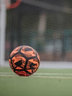 Football Flick Urban Football (Size 5) -APPLE || PURE2IMPROVE || Sonik Sales Store QGH34 SQ3 0000000099 N A SLd1