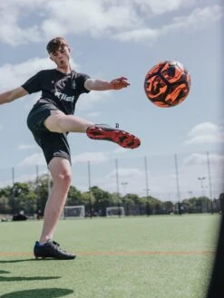 Football Flick Urban Football (Size 5) -APPLE || PURE2IMPROVE || Sonik Sales Store QGH34 SQ6 0000000099 N A SLd3