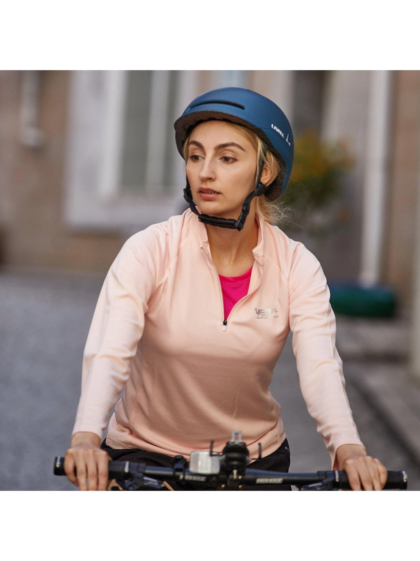 LIVALL C20 Smart Communter Helmet Blue 5 LIVALL C20 Smart Communter Helmet Blue - Image 5