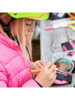 Wipeout Protective Pad Set - Neon Pink, Age 5+ -APPLE || PURE2IMPROVE || Sonik Sales Store RW6AF SQ4 0000000099 N A SLd1