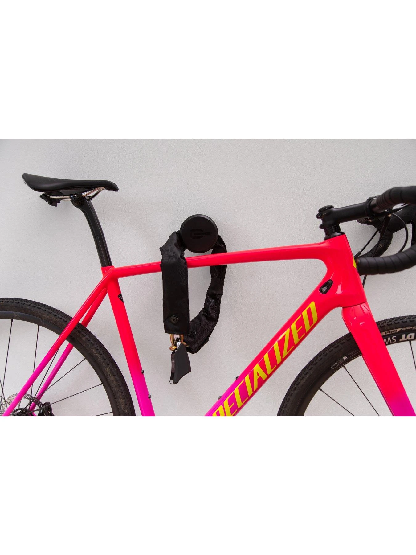 Hiplok Ankr Cycle - Black 3 Hiplok Ankr Cycle - Black - Image 3