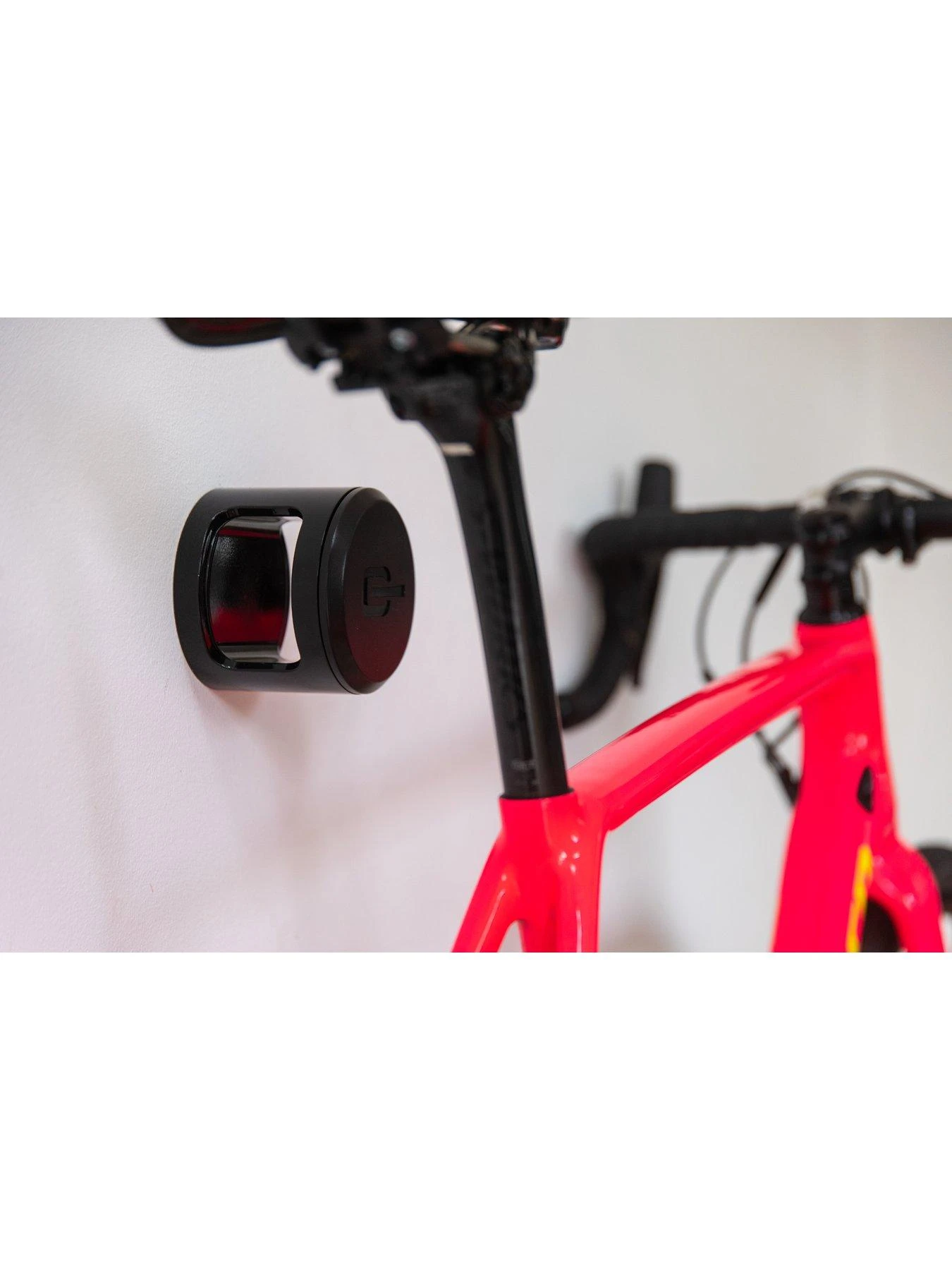 Hiplok Ankr Cycle - Black 4 Hiplok Ankr Cycle - Black - Image 4