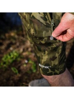 Sonik Camo Fleece Shorts -APPLE || PURE2IMPROVE || Sonik Sales Store V25RL SQ4 0000000099 N A SLd1