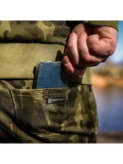 Sonik Camo Fleece Shorts -APPLE || PURE2IMPROVE || Sonik Sales Store V25RL SQ5 0000000099 N A SLd2