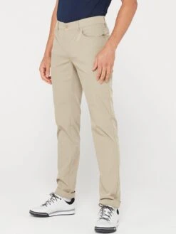 Lacoste Golf Essentials Chino Trousers - Brown